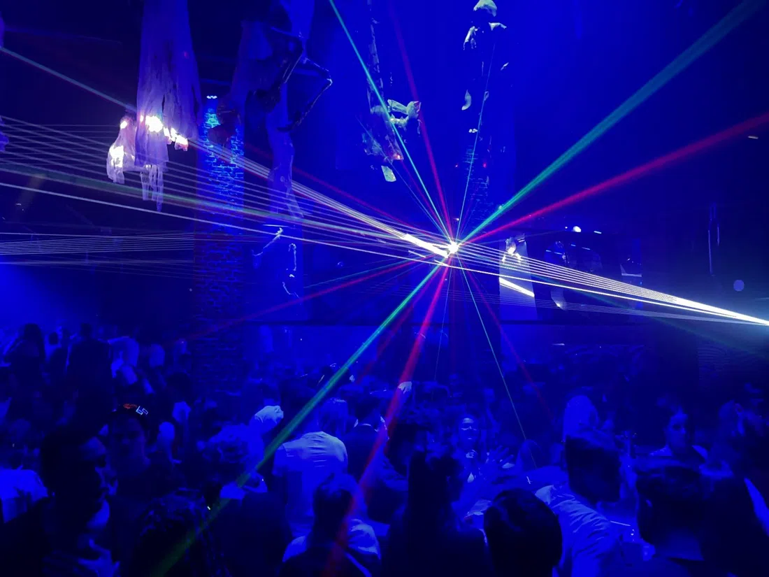 Cargo Club (Red & Blue), Antwerp